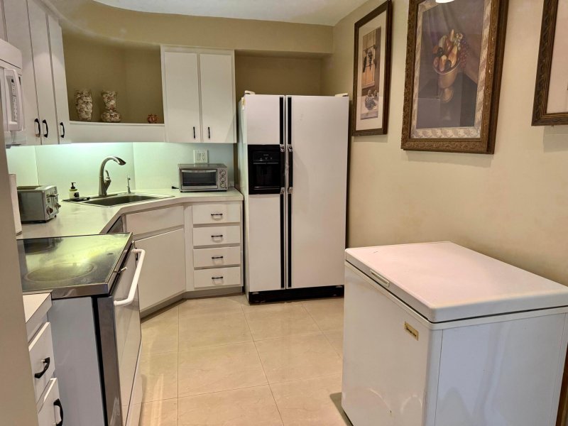Condo for sale at Coral Ridge Towers East 507