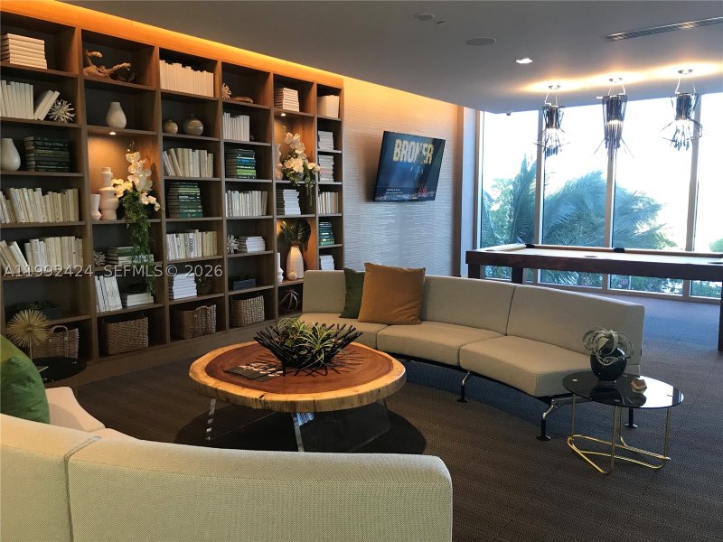 Comprar apartamento en The Harbour 2206