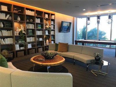 Comprar apartamento en The Harbour 2206