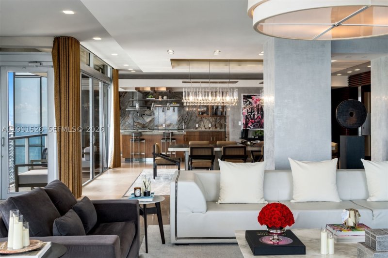 Condo for sale at Four Seasons Millenium Tower I PH2ABCD