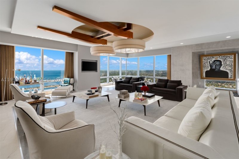 Condo for sale at Four Seasons Millenium Tower I PH2ABCD