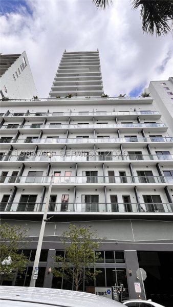 Condo for sale at Smart Brickell III 307
