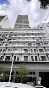 Comprar apartamento no Smart Brickell III 307