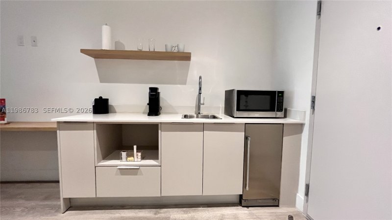 Condo for sale at Smart Brickell III 307