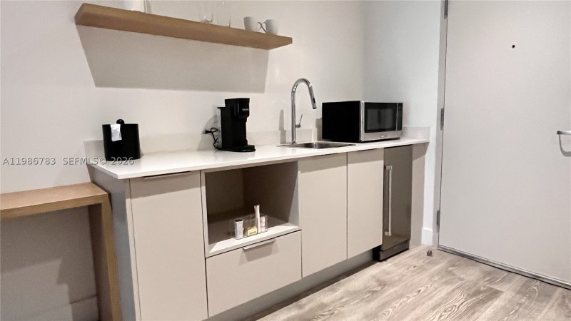 Condo for sale at Smart Brickell III 307