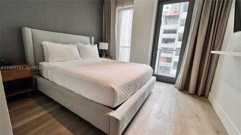 Condo for sale at Smart Brickell III 307