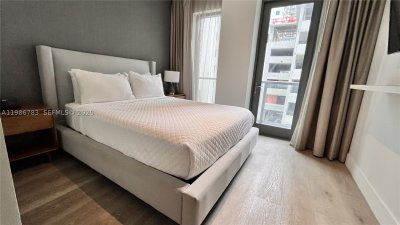 Comprar apartamento no Smart Brickell III 307