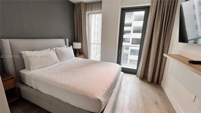 Comprar apartamento no Smart Brickell III 307
