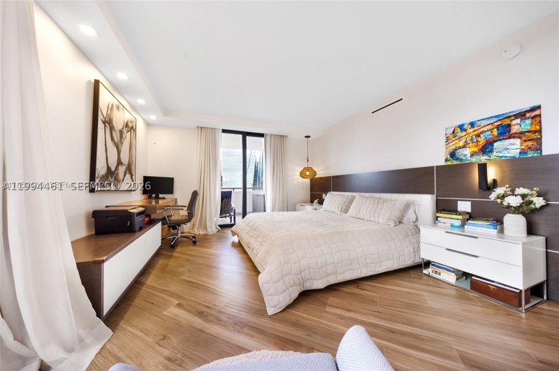 Condo for sale at Villa Regina 506