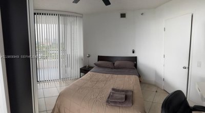 Aluguel de apartamento no Parc Central Aventura 1706