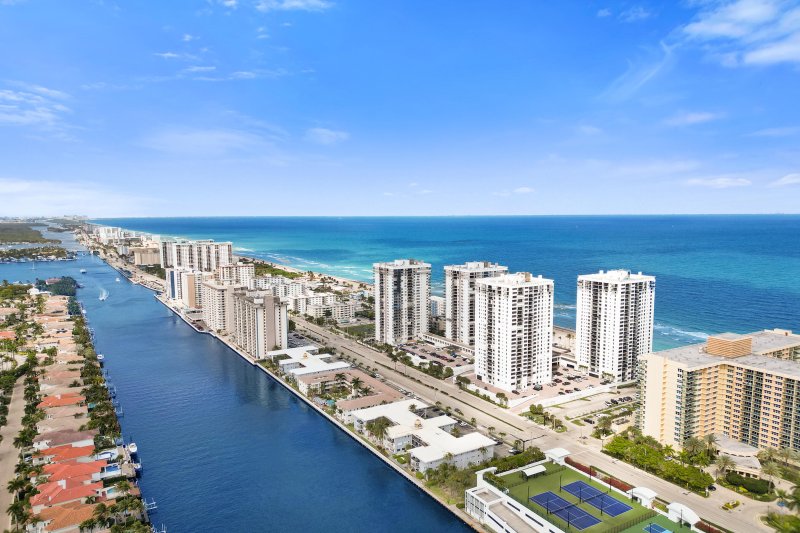 Condo for sale at Catania at Quadomain 1408