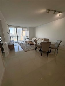 Aluguel de apartamento no Icon Brickell Tower II 3909