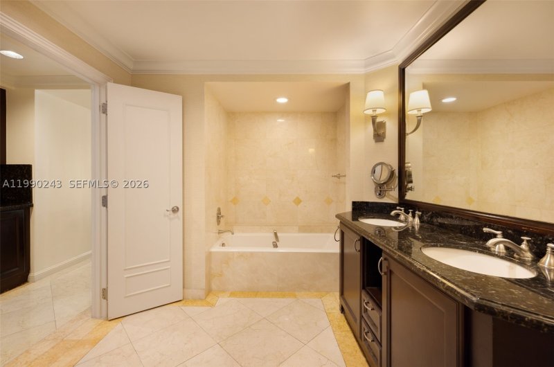 Condo for sale at The Atlantic Hotel 903