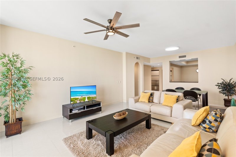 Comprar apartamento en Aventura Marina 1004