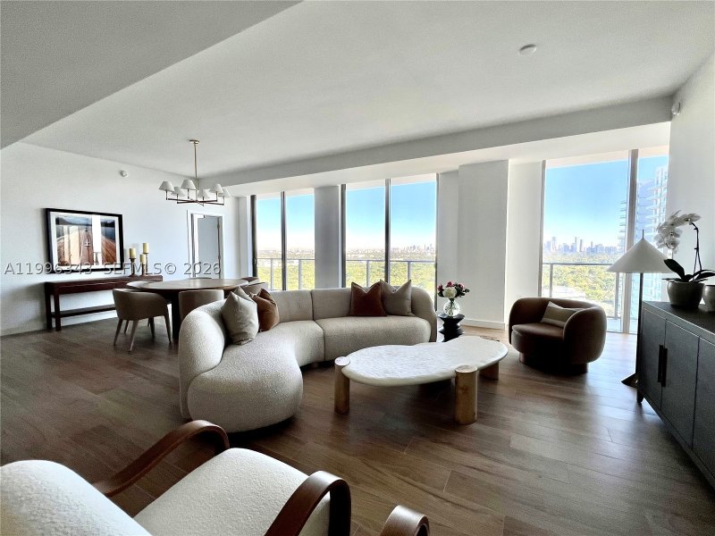 Comprar apartamento en MR. C Residences 2006