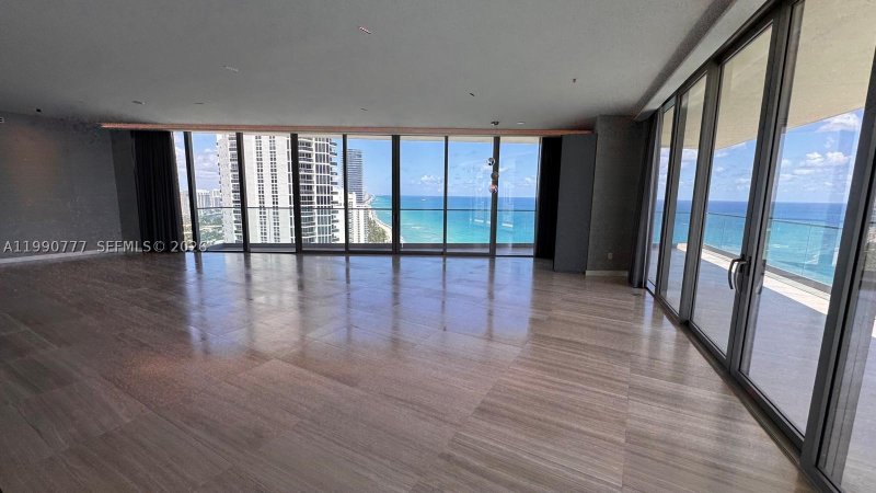 Condo for sale at Residences by Armani / Casa 2500