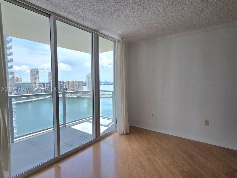 Aluguel de apartamento no Mark on Brickell 2006