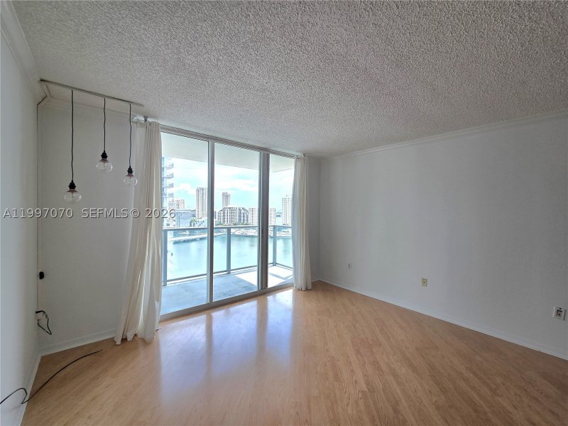 Aluguel de apartamento no Mark on Brickell 2006