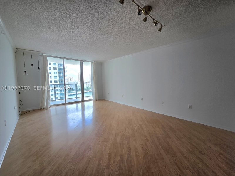 Aluguel de apartamento no Mark on Brickell 2006