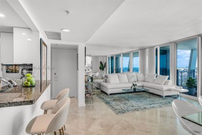 Comprar apartamento no 1500 Ocean Drive PH-05