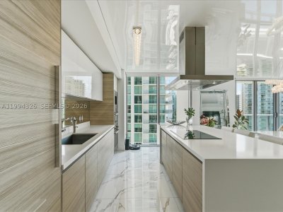 Comprar apartamento en Parque Towers at St. Tropez 5-1508