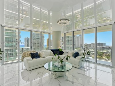 Comprar apartamento en Parque Towers at St. Tropez 5-1508