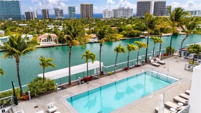 Comprar apartamento en Sereno at Bay Harbor 507