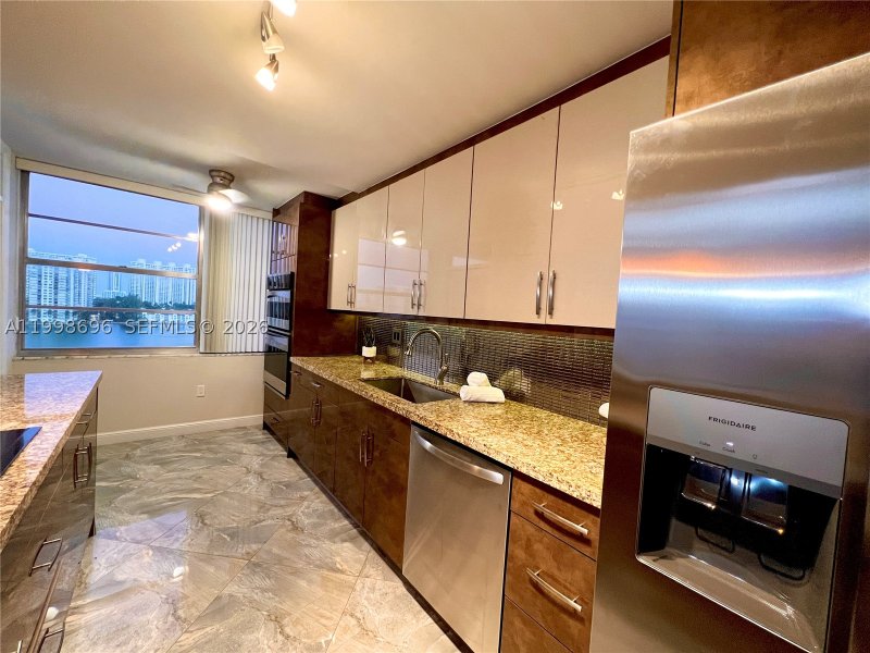 Apartment for rent at Del Prado South Tower 1104