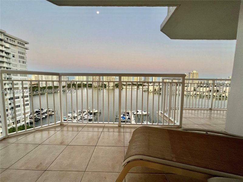 Apartment for rent at Del Prado South Tower 1104