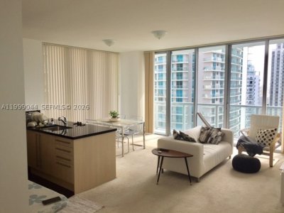 Comprar apartamento no Axis on Brickell South Tower 3507-S