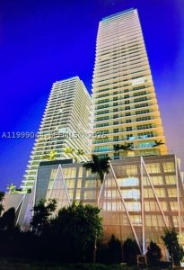Comprar apartamento no Axis on Brickell South Tower 3507-S