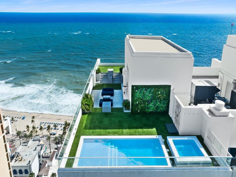 Condo for sale at Las Olas Beach Club 2905