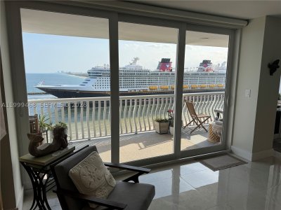 Aluguel de apartamento no Point of Americas 1004