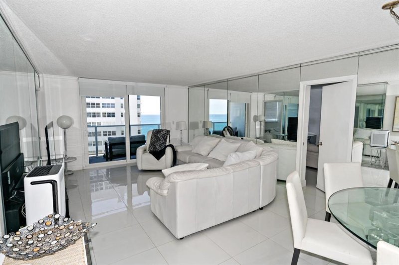 Apartment for rent at La Mer Estates Ts705