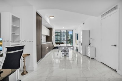 Comprar apartamento en Biscayne Beach 1408