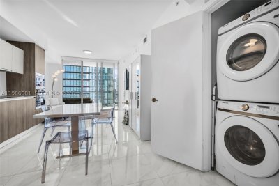 Comprar apartamento en Biscayne Beach 1408