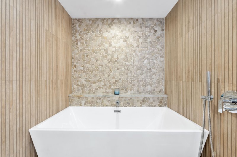 Condo for sale at Berkley South 19F