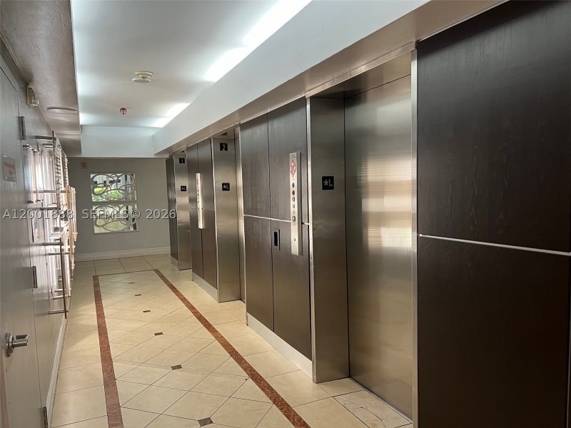 Apartment for rent at Madison Miami W-1806