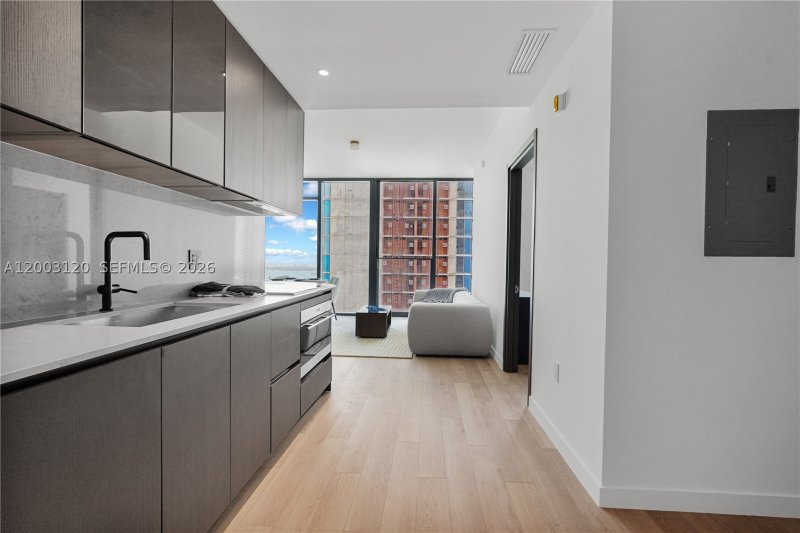 Condo for sale at E11EVEN Hotel & Residences 4006