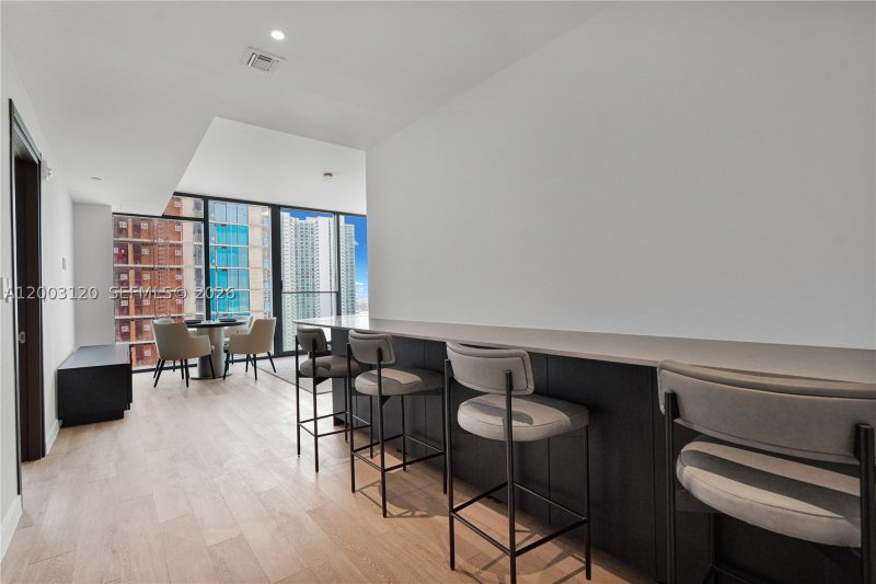Condo for sale at E11EVEN Hotel & Residences 4006