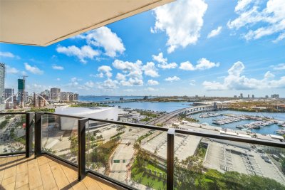 The Elser Hotel and Residences Apt #1809
