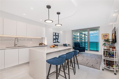 Alquiler de apartamento en Roney Palace 1440