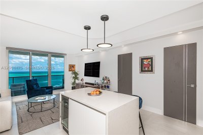 Alquiler de apartamento en Roney Palace 1440