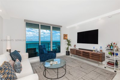Alquiler de apartamento en Roney Palace 1440