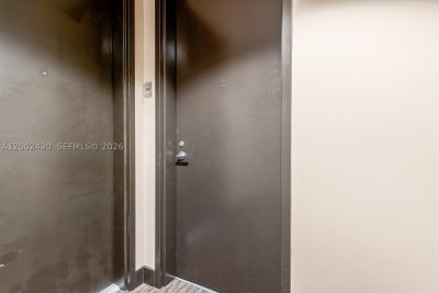 Comprar apartamento no Axis on Brickell South Tower 2107-S