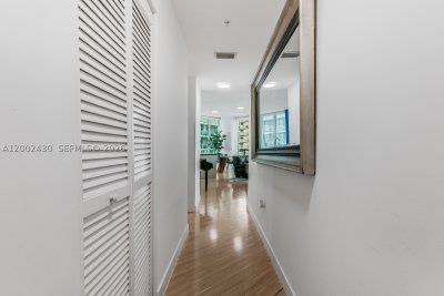 Comprar apartamento no Axis on Brickell South Tower 2107-S