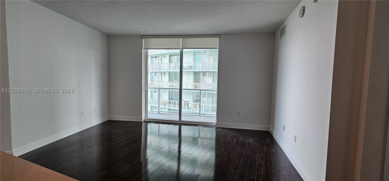 Condo for sale at Quantum 1617