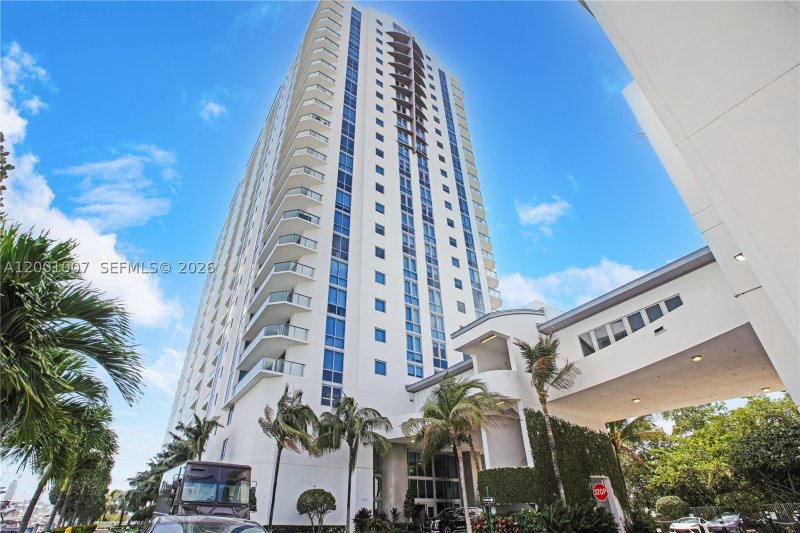 Condo for sale at Marina Palms Yacht Club 2008