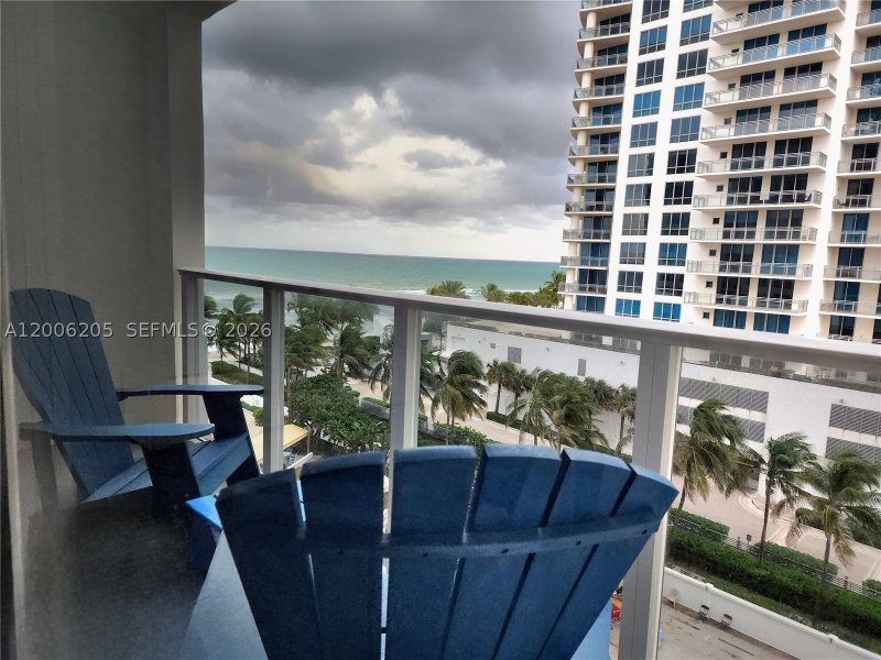 Apartment for rent at Alexander Towers 719