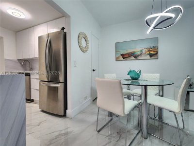 Aluguel de apartamento no Alexander Towers 719